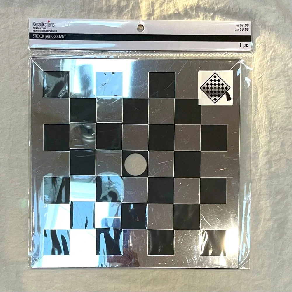 2pc RECOLLECTIONS Adhesive graduation cap decor Silver & gold/black size9x9 NWT